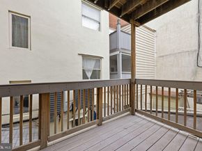 1713 South Street, Philadelphia PA 19146