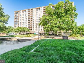 4600 S Four Mile Run Drive 1203, Arlington VA 22204