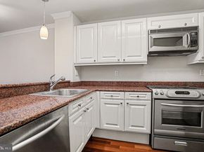 1500 Chestnut Street 8C, Philadelphia PA 19102