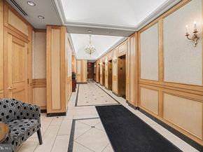 1500 Chestnut Street 8C, Philadelphia PA 19102