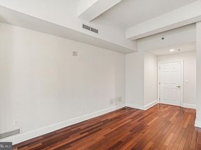 1500 Chestnut Street 8C, Philadelphia PA 19102