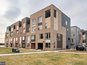 3200 Parkview Walk, Philadelphia PA 19125