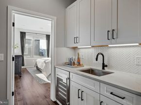 3200 Parkview Walk, Philadelphia PA 19125