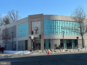 5500 Friendship Boulevard 827N, Chevy Chase MD 20815