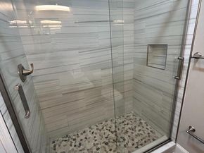 423 Spruce Street, Philadelphia PA 19106