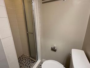 423 Spruce Street, Philadelphia PA 19106