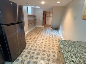 423 Spruce Street, Philadelphia PA 19106