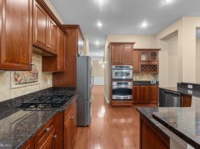 47672 Paulsen Square, Sterling VA 20165