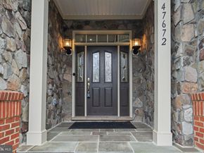 47672 Paulsen Square, Sterling VA 20165