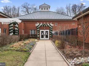 47672 Paulsen Square, Sterling VA 20165