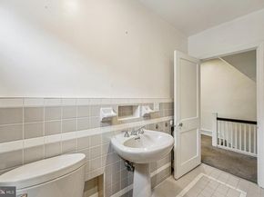 19 Wayne Avenue, Springfield PA 19064