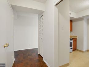 3800 Fairfax Drive 1211, Arlington VA 22203