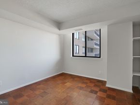 3800 Fairfax Drive 1211, Arlington VA 22203