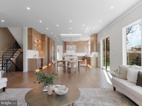 616 Gibson Circle SW, Vienna VA 22180