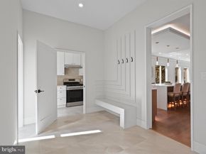 616 Gibson Circle SW, Vienna VA 22180