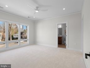 616 Gibson Circle SW, Vienna VA 22180