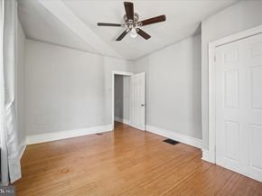 809 E Locust Avenue, Philadelphia PA 19138