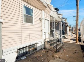 809 E Locust Avenue, Philadelphia PA 19138
