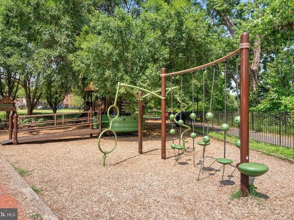 2500 Q Street NW 524, Washington DC 20007