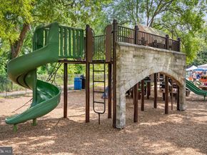 2500 Q Street NW 524, Washington DC 20007