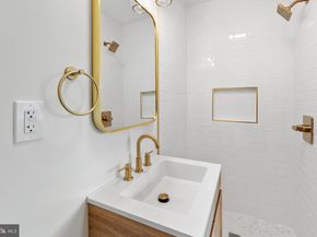 4043 N 8TH Street, Philadelphia PA 19140