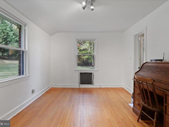 7914 Idylwood Road, Dunn Loring VA 22027