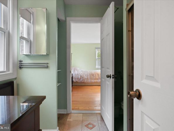 7914 Idylwood Road, Dunn Loring VA 22027