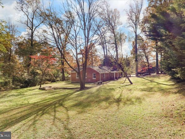 7914 Idylwood Road, Dunn Loring VA 22027