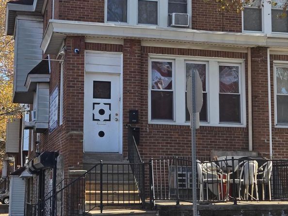 5451 Oakland Street, Philadelphia PA 19124