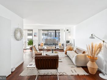 250 S Reynolds Street