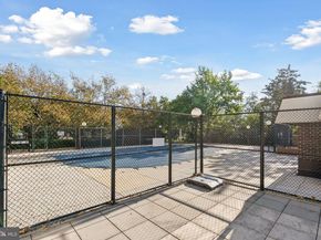 250 S Reynolds Street 703, Alexandria VA 22304