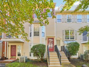 21 Cottonwood St 21, Jersey City NJ 07305