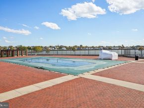 21 Cottonwood St 21, Jersey City NJ 07305