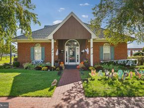 21 Cottonwood St 21, Jersey City NJ 07305