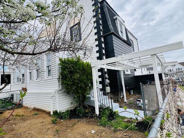 147 Wellington Road, Upper Darby PA 19082