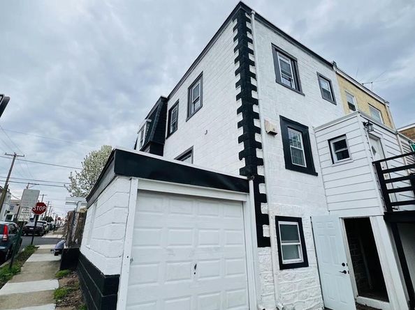 147 Wellington Road, Upper Darby PA 19082