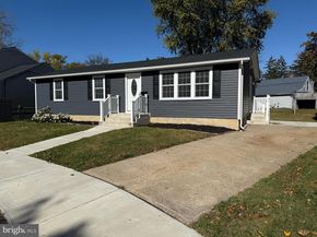 21 Lynns Court, Morrisville PA 19067