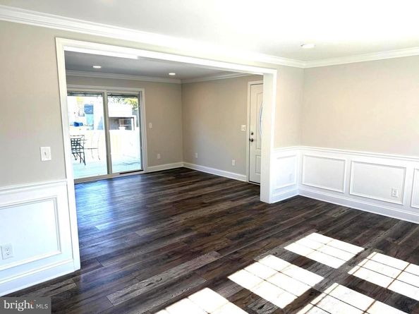 21 Lynns Court, Morrisville PA 19067