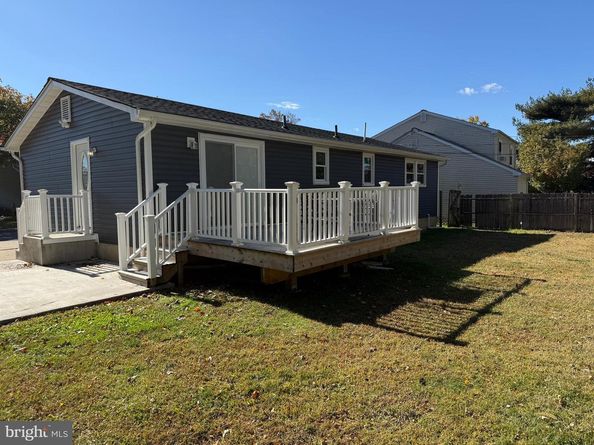 21 Lynns Court, Morrisville PA 19067