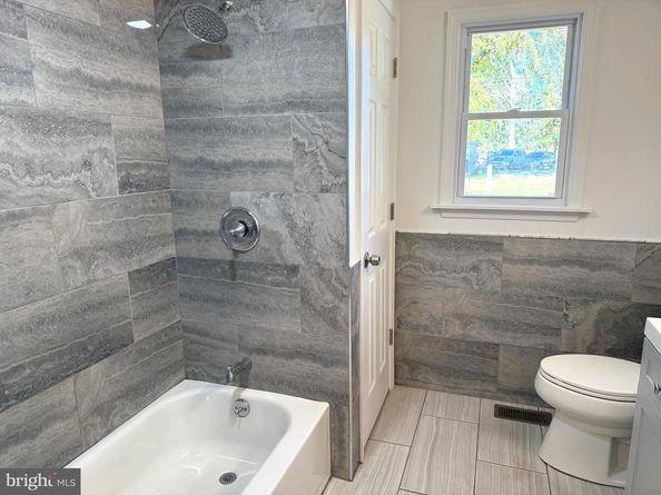 21 Lynns Court, Morrisville PA 19067