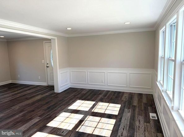 21 Lynns Court, Morrisville PA 19067