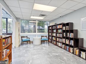 2001 Hamilton Street 1221, Philadelphia PA 19130