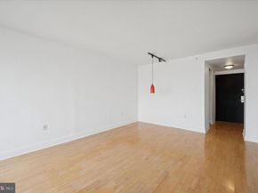 2001 Hamilton Street 1221, Philadelphia PA 19130