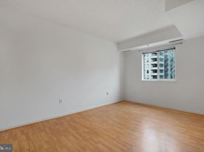 1211 S Eads Street 1011, Arlington VA 22202