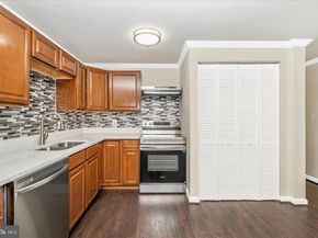 1015 48TH Place NE, Washington DC 20019