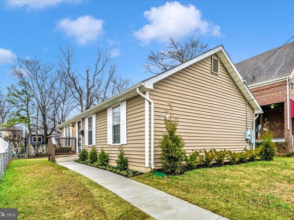 1015 48TH Place NE, Washington DC 20019