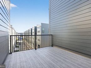 112 Pepperell Street, Alexandria VA 22301