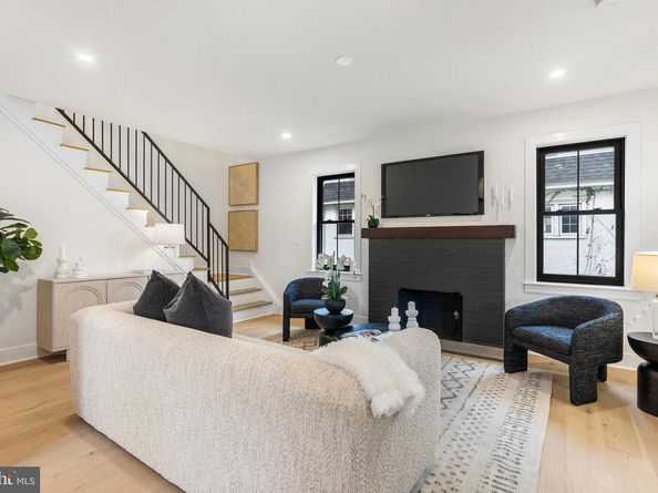 231 Hastings Avenue, Havertown PA 19083