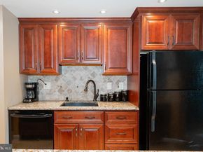1919 Chestnut Street 1403, Philadelphia PA 19103
