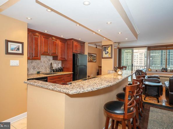 1919 Chestnut Street 1403, Philadelphia PA 19103